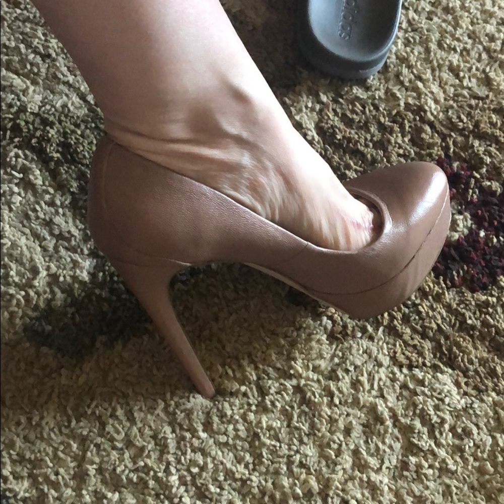 Sky high platform gorgeous heels